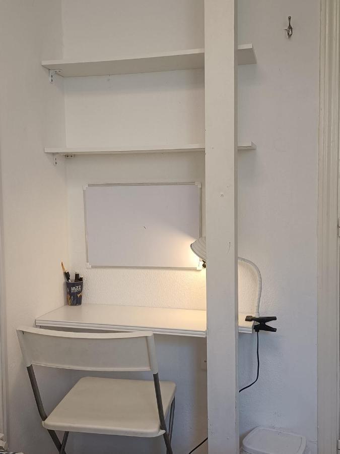 Habitacion En Chueca, Centro De Madrid Exteriör bild